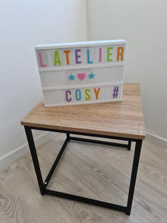 Appartement L'Atelier Cosy à Beauvais 0*,