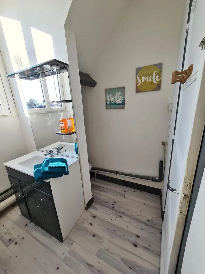 Appartement L'Atelier Cosy à Beauvais 0*,