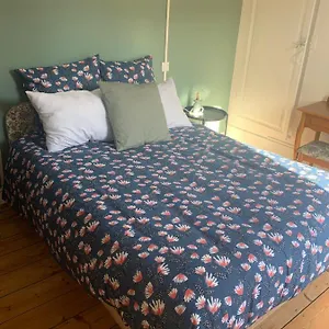 Hébergement de vacances Maison De Au Bord De La Rivière !