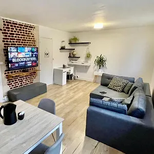  Appartement Grand T2 Au Rdc Hyper Centre Navette Et Sauna En Option
